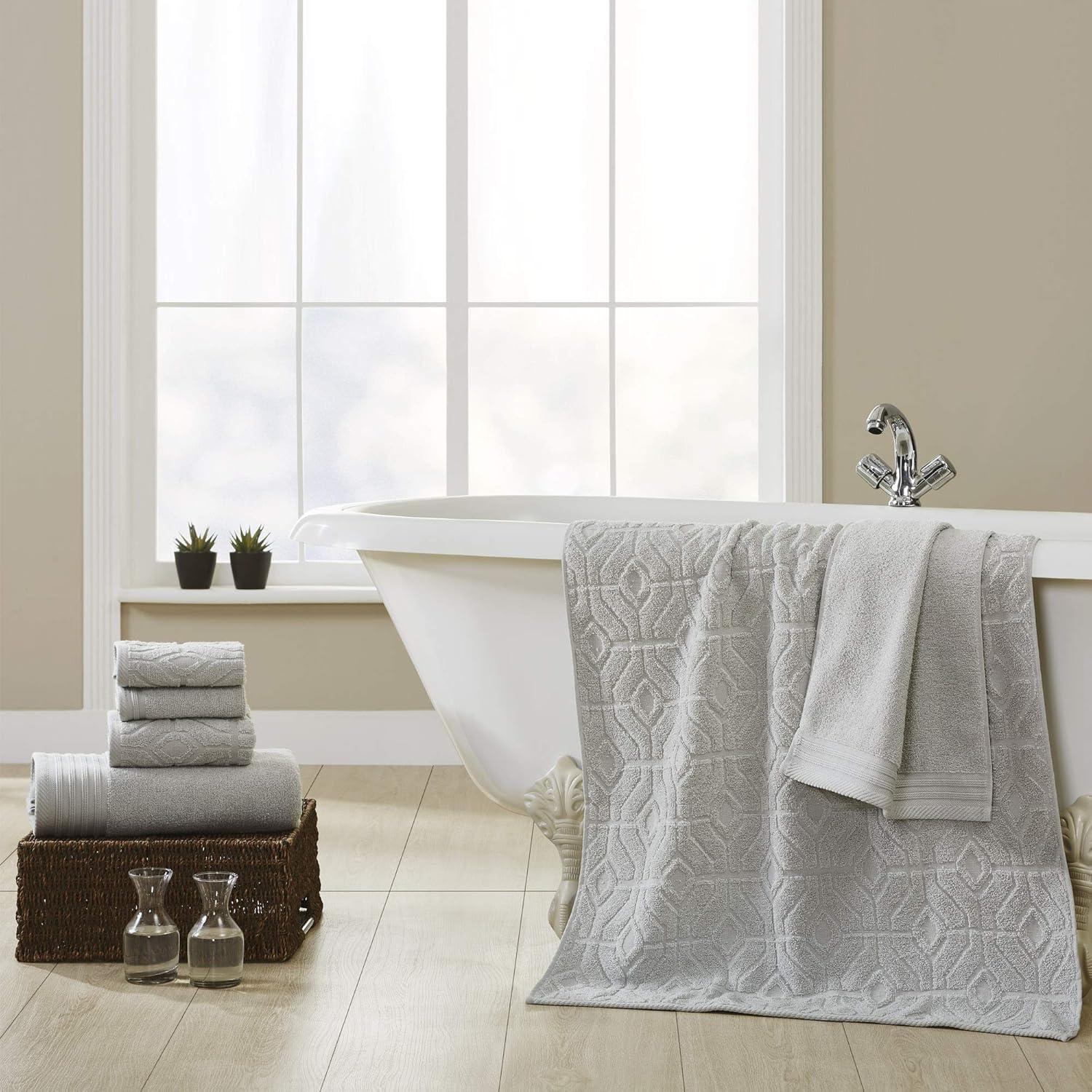 imageModern Threads 6 Piece Set 2 Bath Towels 2 Hand Towels 2 Washcloths Yarn Dyed Diamond Gate Jacquard Towel Set GreenSilver